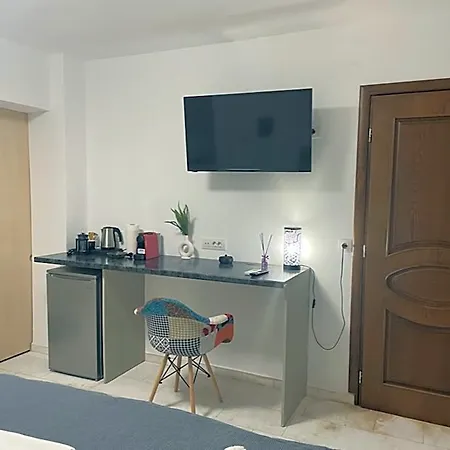 Hotel Kourkoumelata 2*