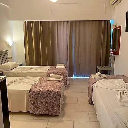Kourkoumelata Hotel 2*