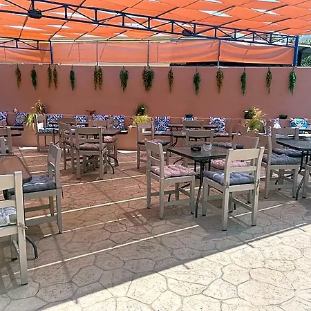 فندق Kourkoumelata 2*