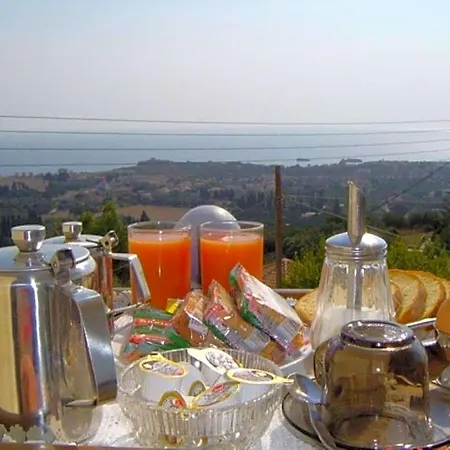 Kourkoumelata Hotel Valsamata