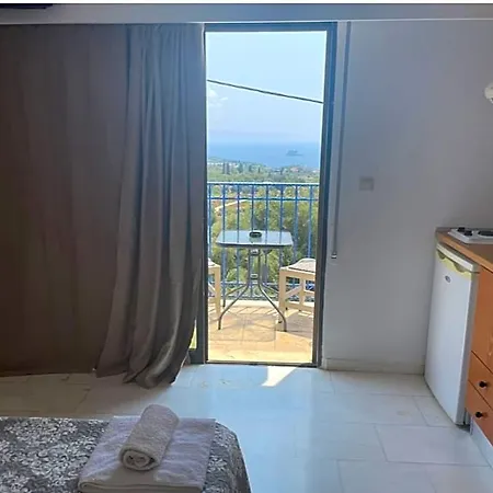 Kourkoumelata 2* Valsamata
